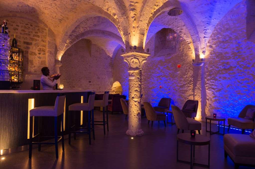 Ogaux Vieux Remparts Hotell Provins Restaurang bild